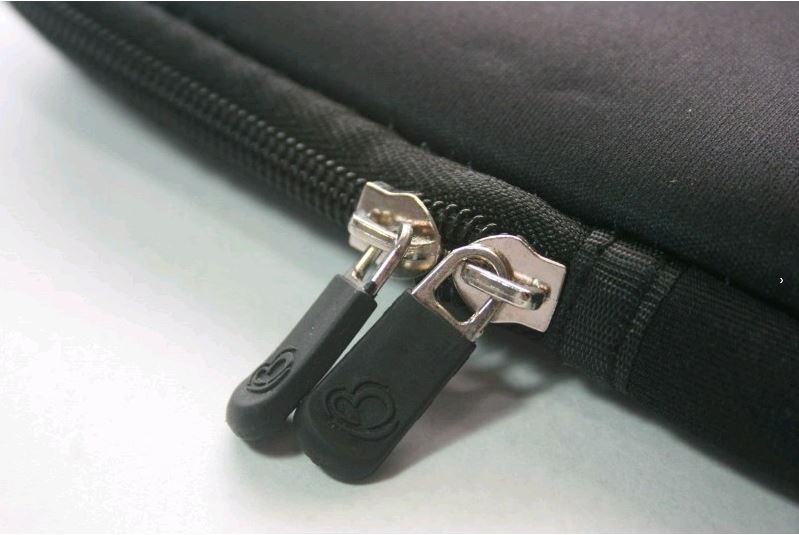 Pochette housse 10 pouces motif visage